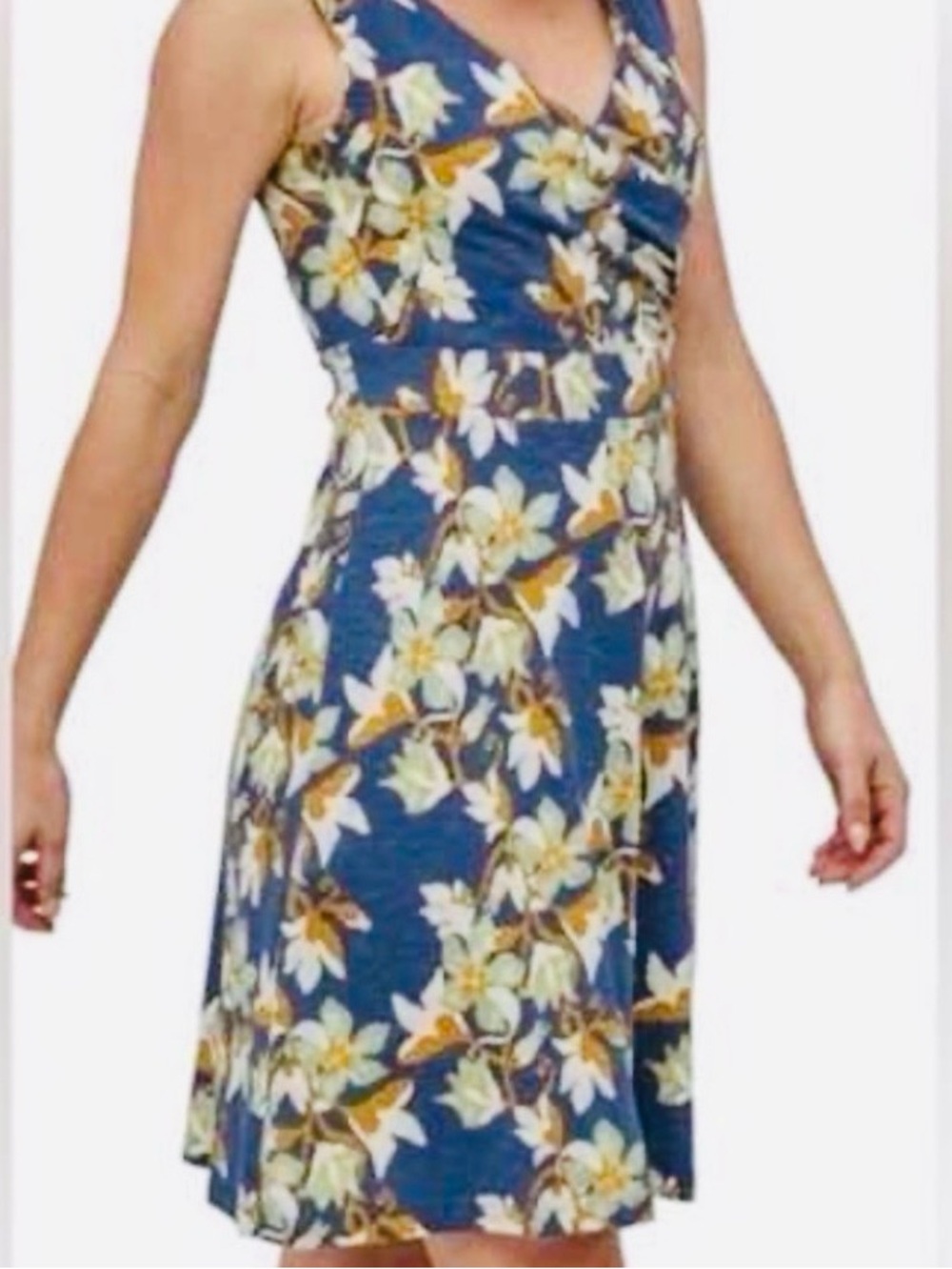 Patagonia. Women’s Porch Song Dress in Pumpkin Flower. Dolomite Blue.